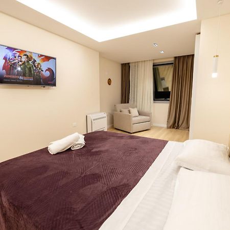 Luxury Center Observatori Apartment Tirana Bagian luar foto