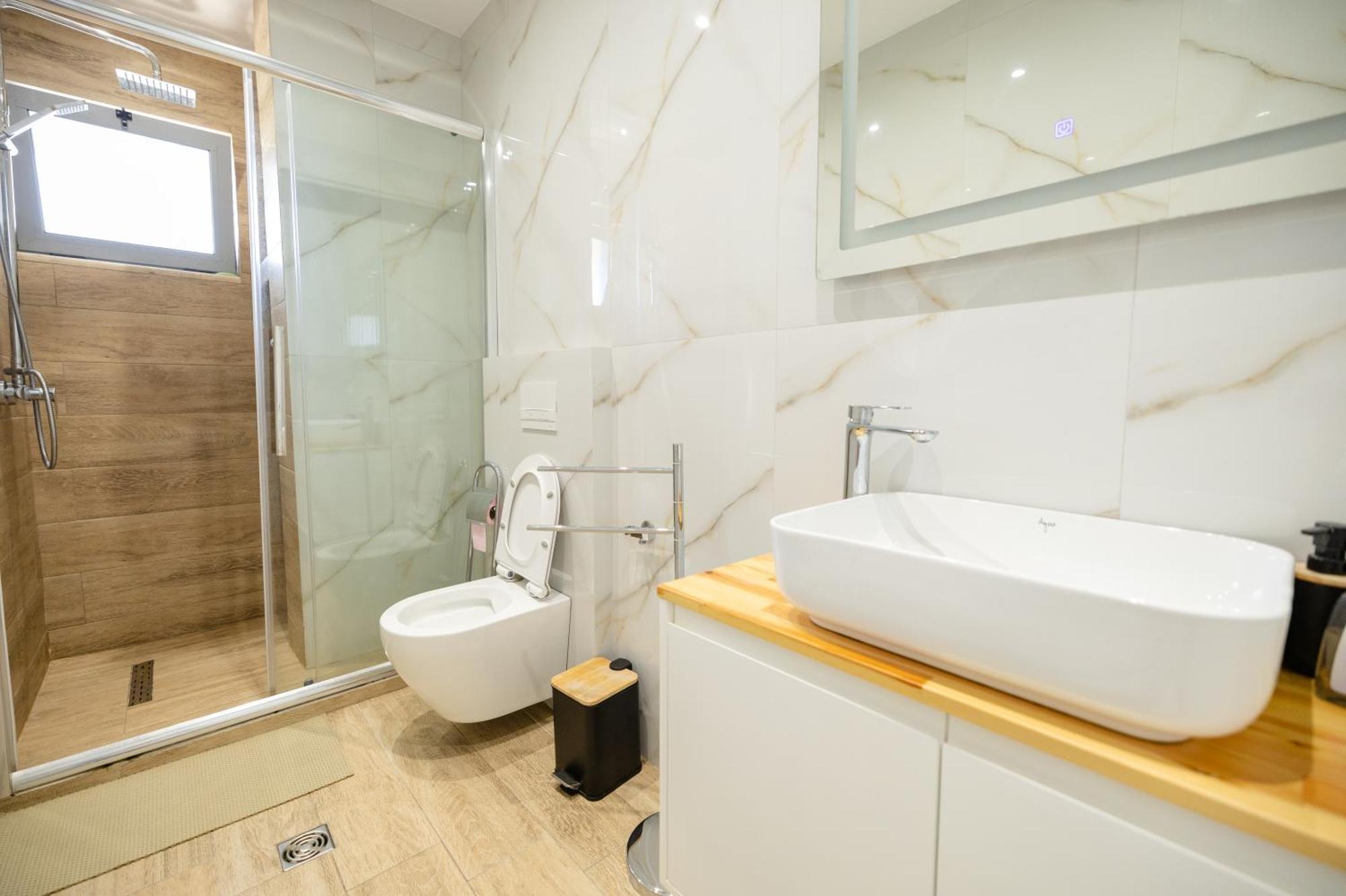 Luxury Center Observatori Apartment Tirana Bagian luar foto