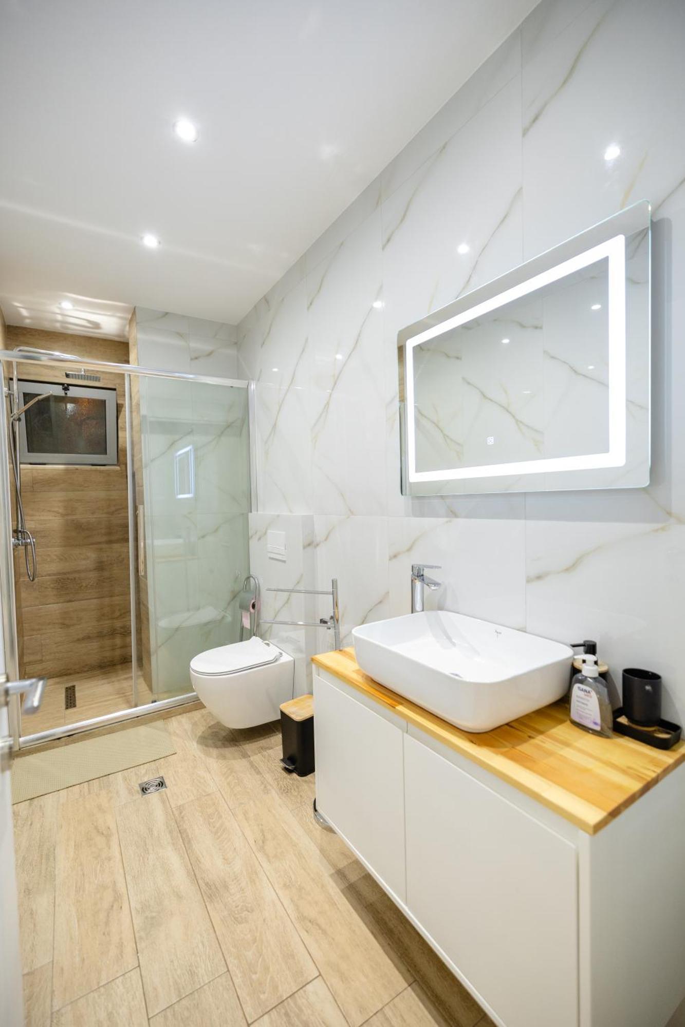 Luxury Center Observatori Apartment Tirana Bagian luar foto